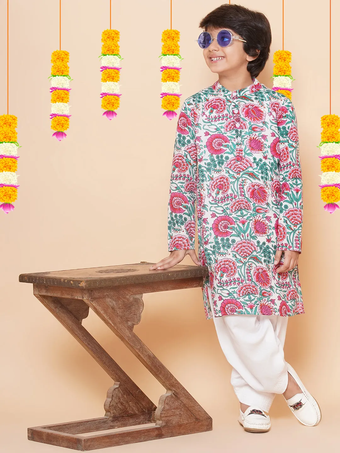 Boys Off White & Pink Printed Kurta with Salwar