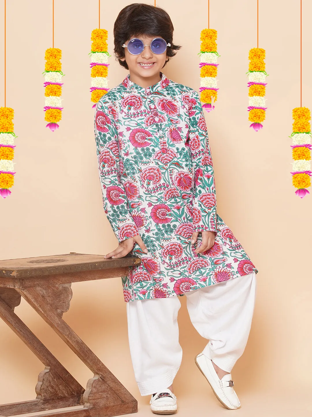 Boys Off White & Pink Printed Kurta with Salwar