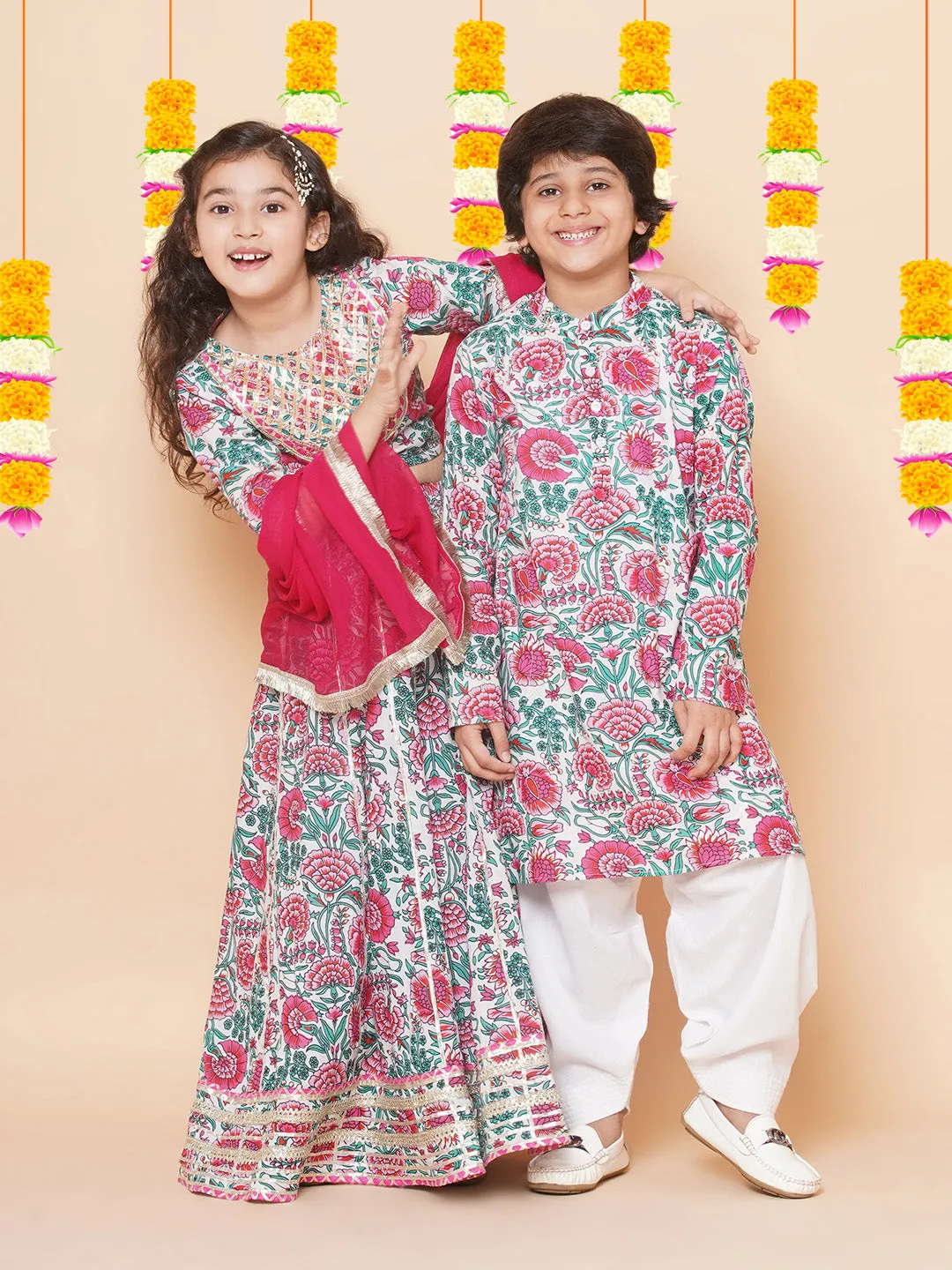 Boys Off White & Pink Printed Kurta with Salwar