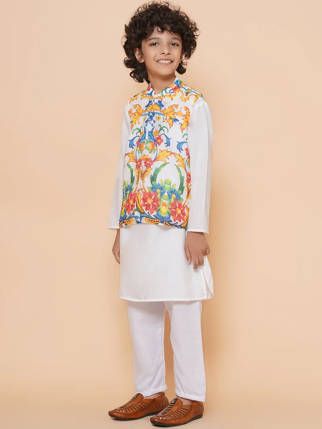 Boys White Kurta & Pyjamas with Printed Jacket