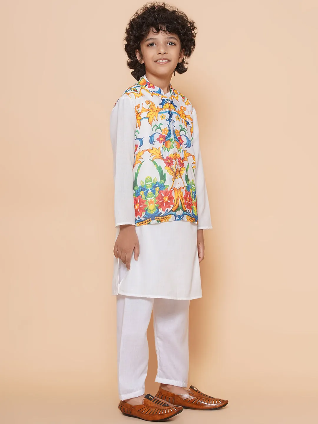 Boys White Kurta & Pyjamas with Printed Jacket