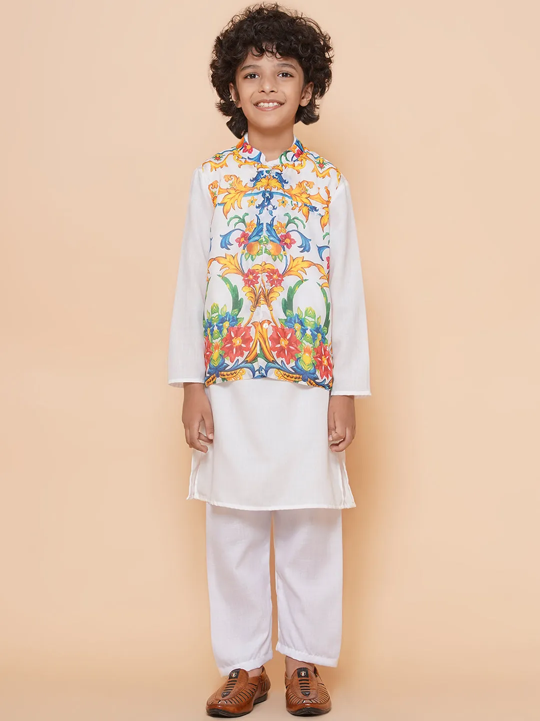 Boys White Kurta & Pyjamas with Printed Jacket