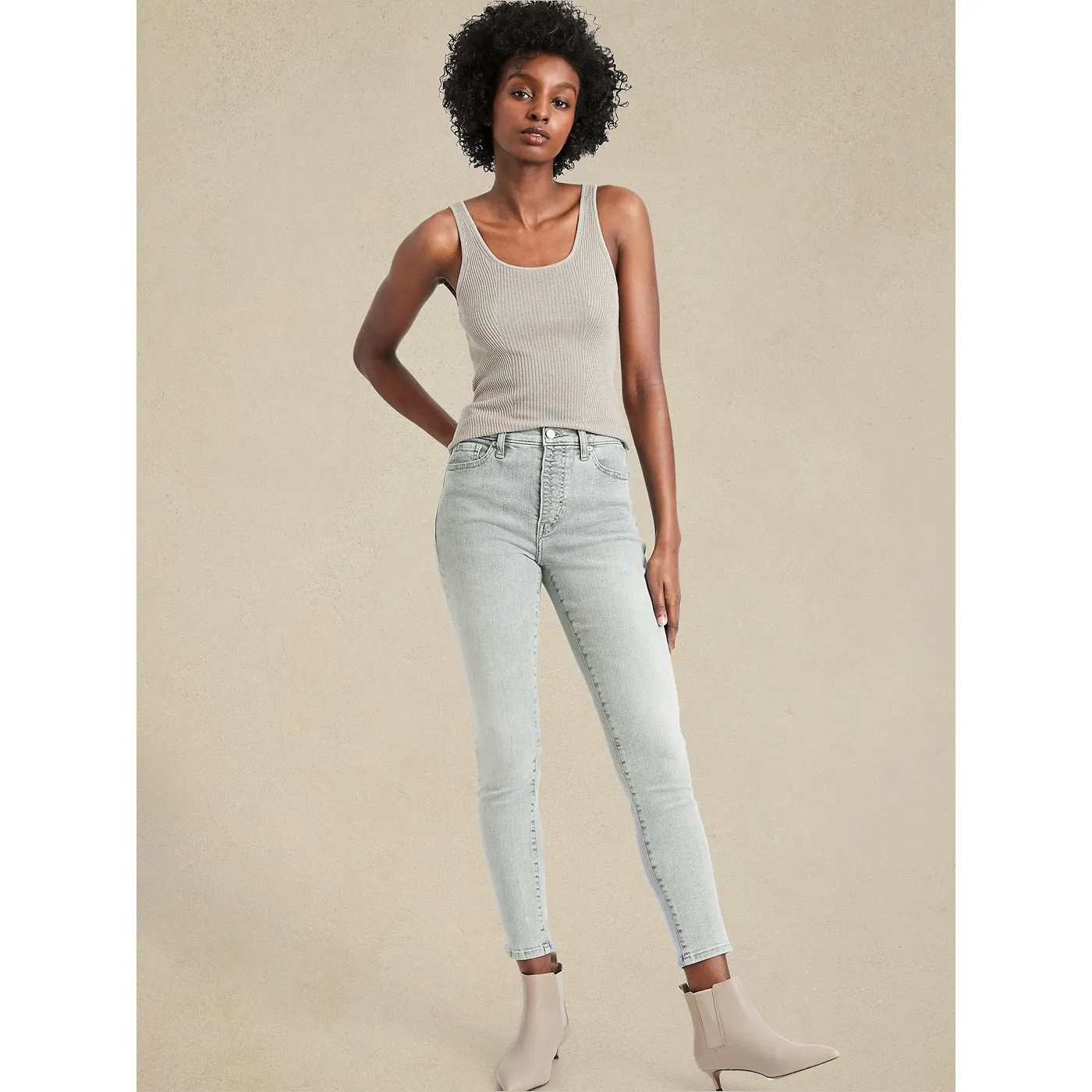 BR High Rise Light Wash Skinny Jeans