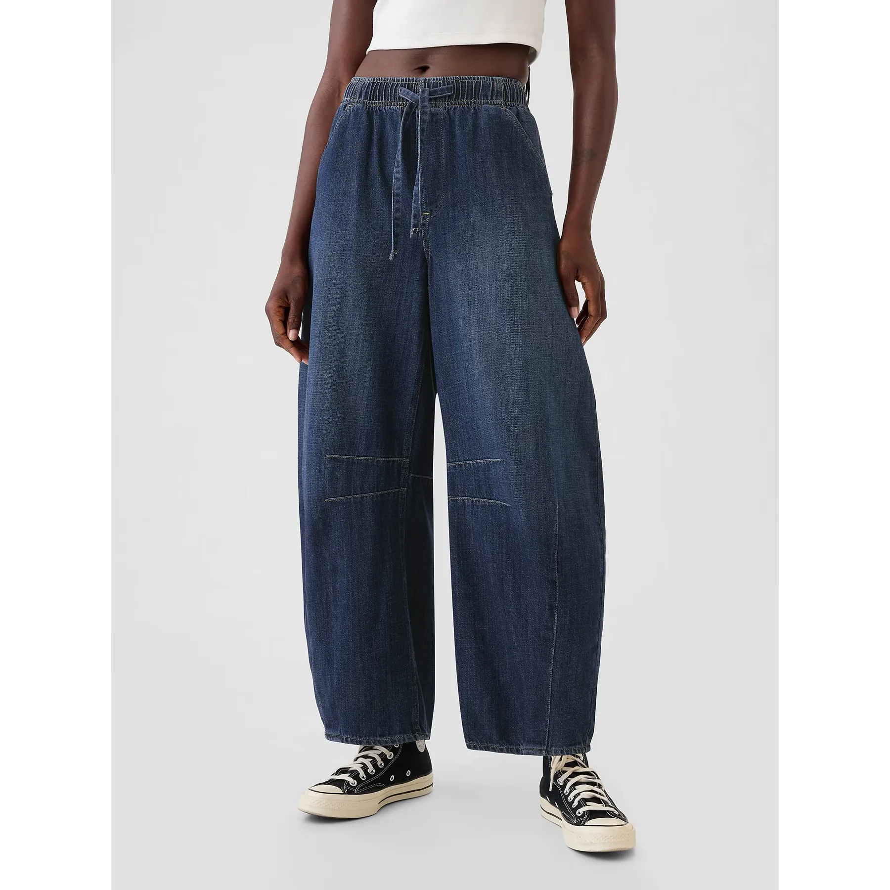 Mid Rise Easy Horseshoe Jeans